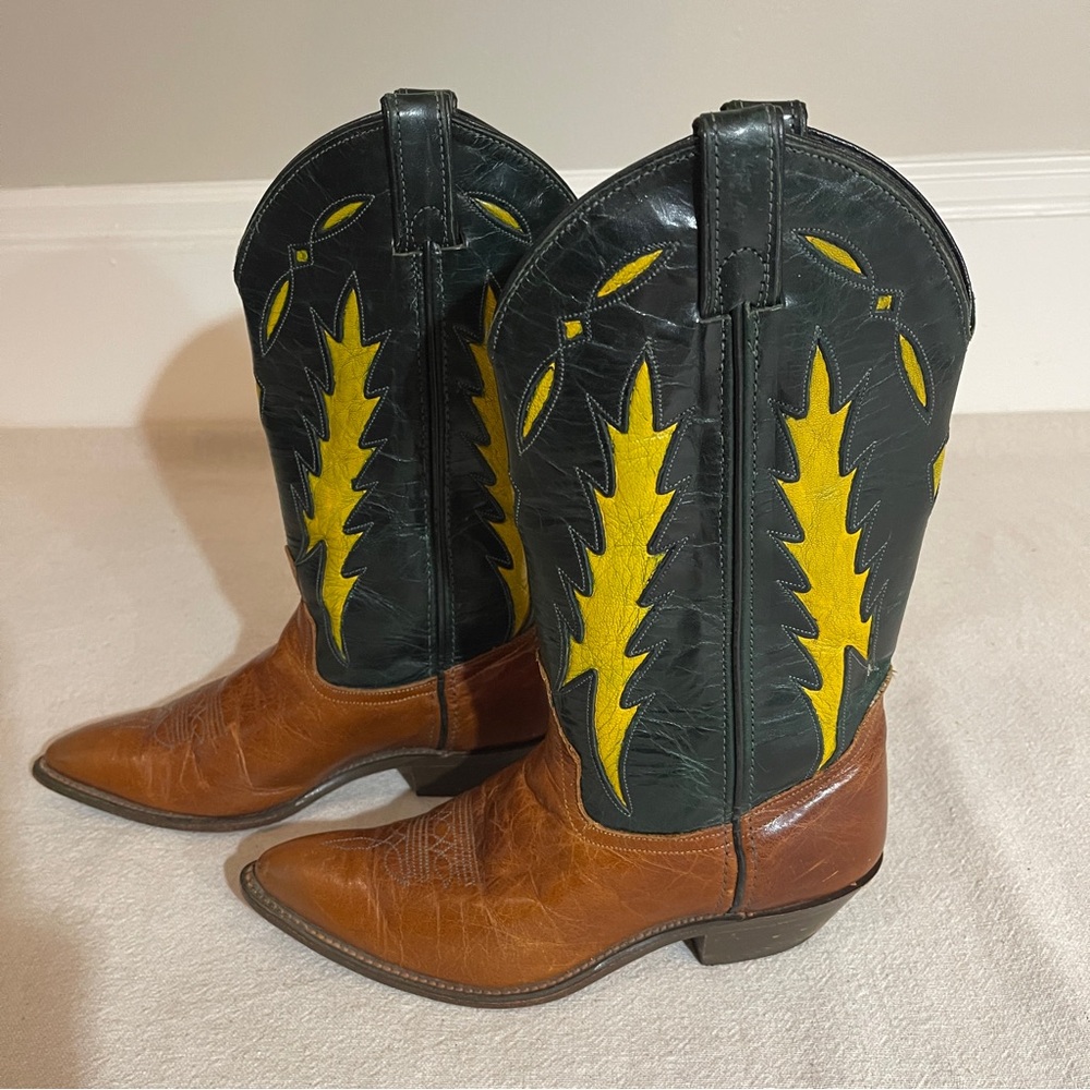Vintage Code West Brown Black Yellow Lightening Western Boots, Size 7.5
